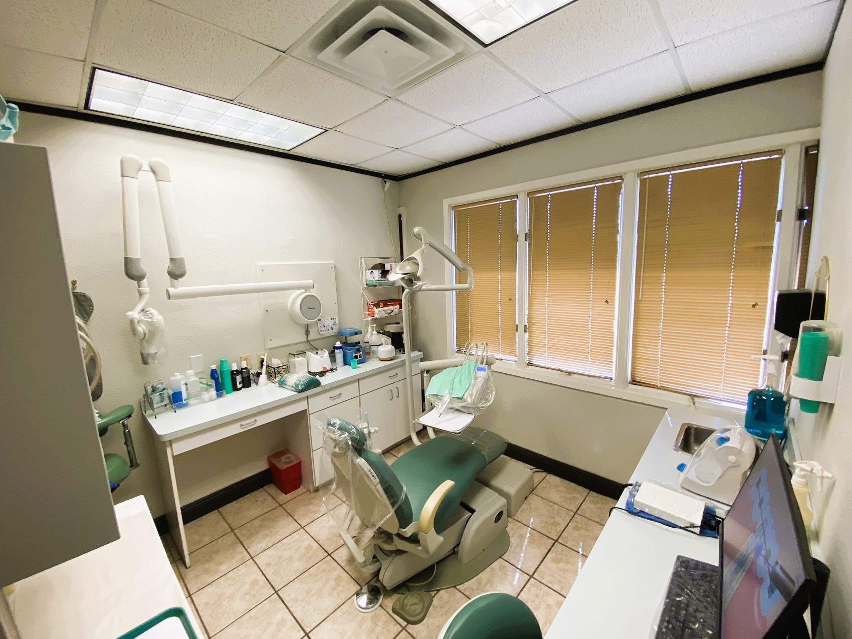 Austin; General Dental Practice; Listing no.1953; Operatory no. 4